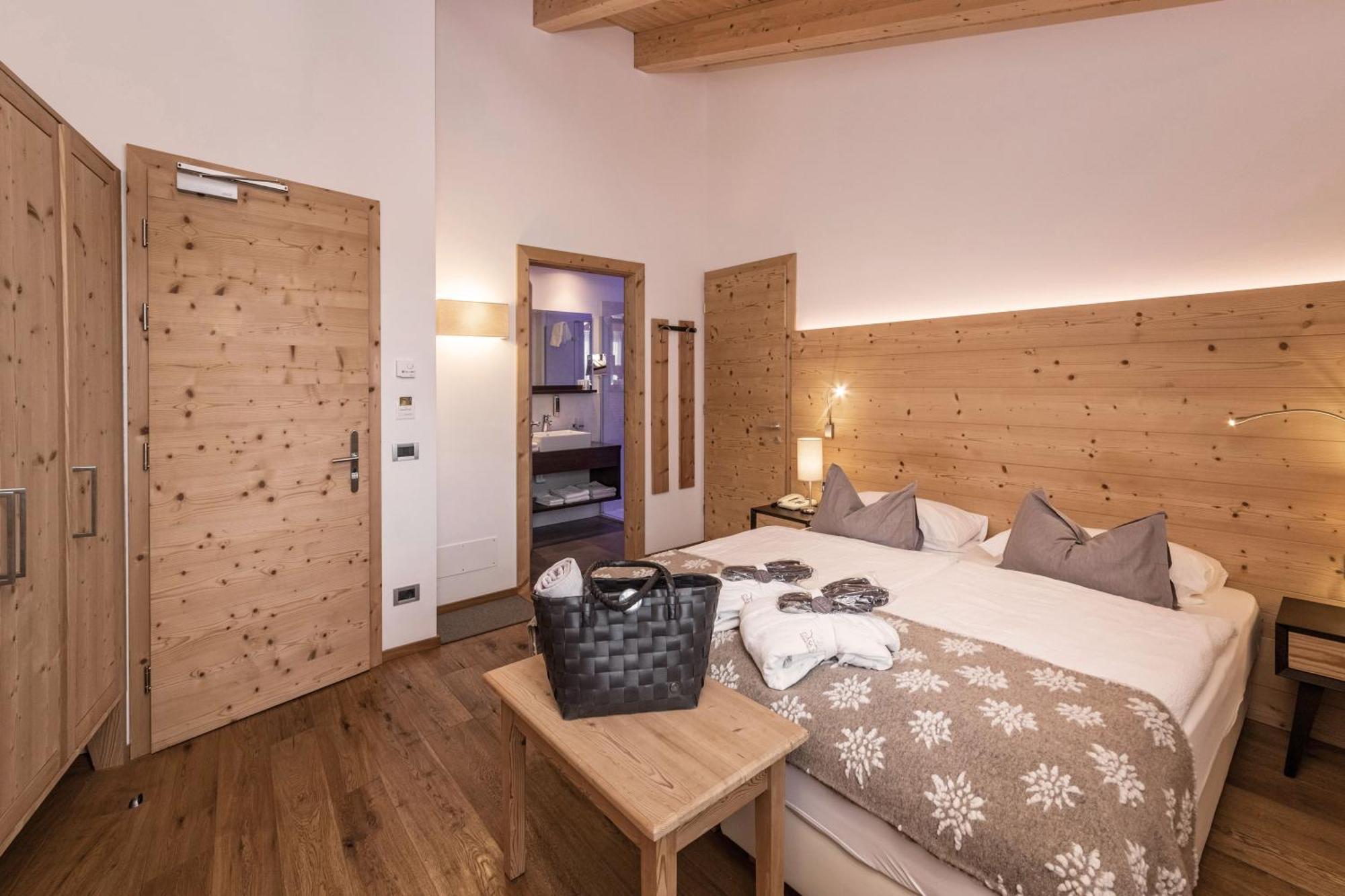 Hotel Ciasa Soleil ラ・ヴィッラ エクステリア 写真